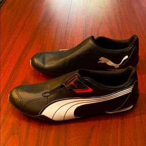Puma Shoes size 9